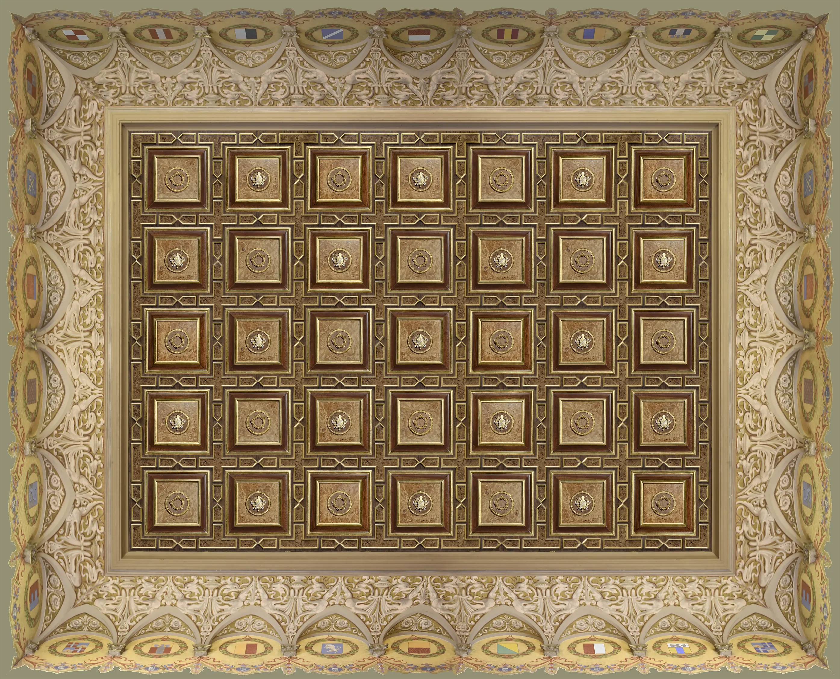 Soffitto Aries - Vista completa del soffitto artistico decorato con doratura a missione